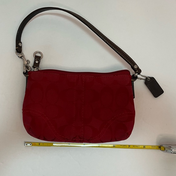 Coach red logo wristlet clutch purse embellished leather embossed - Picture 5 of 11